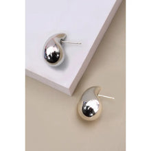 Load image into Gallery viewer, Silver Teardrop Earrings