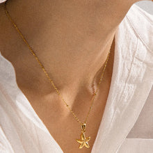 Load image into Gallery viewer, Starfish Necklace