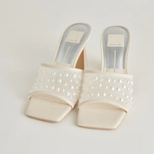 Load image into Gallery viewer, Narda Pearl Heels