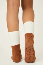 Load image into Gallery viewer, Ski Jammie Classics Gingerbread Gal Crew Socks with Grippers