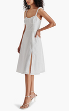 Load image into Gallery viewer, Carlynn Dress