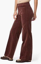 Load image into Gallery viewer, Sasha With Patch Pocket Landslide