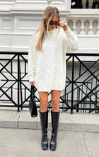 Load image into Gallery viewer, Canyon Tunic Sweater