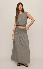 Load image into Gallery viewer, *Pre Order* Merit Cropped Gingham Linen Top