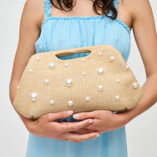 Load image into Gallery viewer, Pearl Clutch