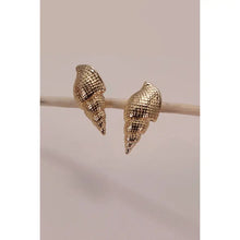 Load image into Gallery viewer, Gold Conch Seashell Drop Earrings