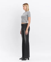 Load image into Gallery viewer, High Rise Front Patch Pocket Flare Jeans
