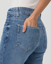 Load image into Gallery viewer, Sasha Ankle Wide Leg Jean
