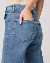 Load image into Gallery viewer, Leenah Wide Leg Jean
