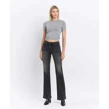 Load image into Gallery viewer, High Rise Front Patch Pocket Flare Jeans
