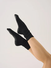 Load image into Gallery viewer, Scrunch Non Slip Grip Socks - Charcoal

