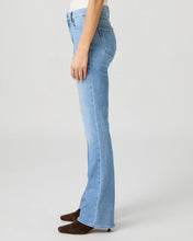 Load image into Gallery viewer, High Rise Manhattan 32" Bootcut Jean
