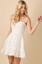 Load image into Gallery viewer, White Strapless Dress
