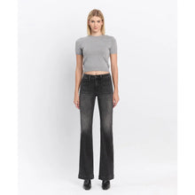 Load image into Gallery viewer, High Rise Front Patch Pocket Flare Jeans
