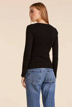 Load image into Gallery viewer, Long Sleeve Scoop Neck Tee
