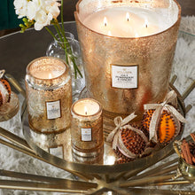 Load image into Gallery viewer, Gilt Pomander &amp; Hinoki 5 Wick Hearth Candle 123 oz.
