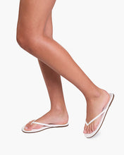 Load image into Gallery viewer, Lily Leather Flip Flop
