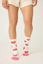 Load image into Gallery viewer, Key To My Heart Crew Socks
