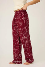 Load image into Gallery viewer, Hold Your Horses Western Print Flannel Pants
