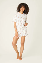 Load image into Gallery viewer, Western Blooms Boot Bouquet Shorts
