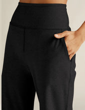 Load image into Gallery viewer, Spacedye Laid Back Wide Leg Pant 31"

