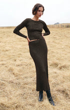 Load image into Gallery viewer, Goldie Metallic Maxi Skirt
