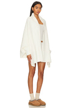 Load image into Gallery viewer, Cozy Chic Blanket Wrap
