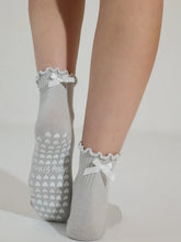 Load image into Gallery viewer, Grey Bow Grip Socks
