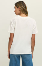 Load image into Gallery viewer, Cheers Boyfriend Tee
