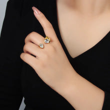 Load image into Gallery viewer, Gold Baguette Teardrop Molten Wrap Ring
