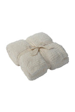 Load image into Gallery viewer, Cozy Chic Throw
